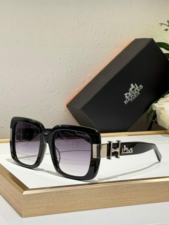 Picture of Hermes Sunglasses _SKUfw71513557fw